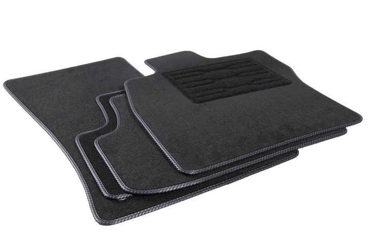 TAPIS POUR BMW 4 F36 GRAN COMPERTIMENT 2014- CARBON photo 1 - milautoparts-fr.ukrlive.com