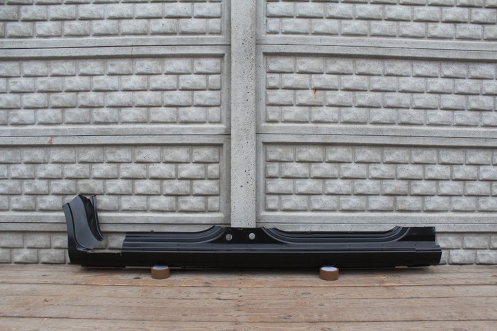 SILL PILLAR PANEL RIGHT OPEL ZAFIRA B 05-14 photo 1 - milautoparts-fr.ukrlive.com