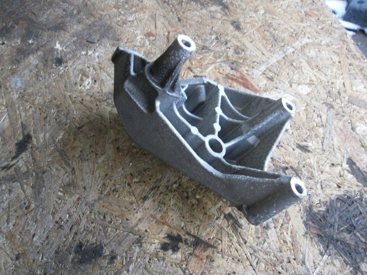 BRACKET MOUNTING ENGINE 045199207 FABIA II 1.4 TDI photo 2 - milautoparts-fr.ukrlive.com