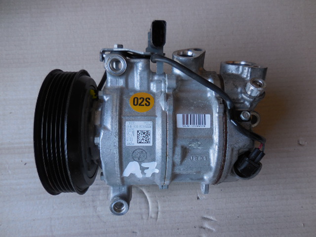 AUDI A4 A6 A7 Q7 COMPRESSOR AIR CONDITIONER 4M0820803B photo 1 - milautoparts-fr.ukrlive.com