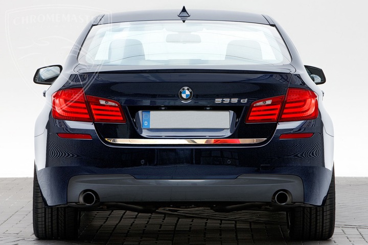 FACING, PANEL ON KRAWEDZ REAR LID BMW 1 F40 2019+ photo 2 - milautoparts-fr.ukrlive.com