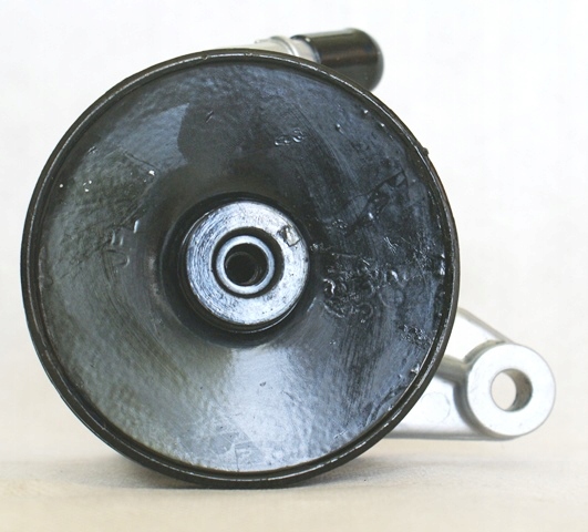 POMPE ASSISTANCE HYDRAULIQUE TOYOTA AVENSIS 44310-05050 photo 1 - milautoparts-fr.ukrlive.com