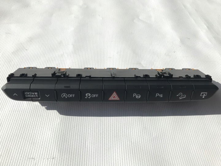 AUDI SQ7 Q7 4M PANEL CENTRAL BUTTONS 4M0925301B photo 1 - milautoparts-fr.ukrlive.com