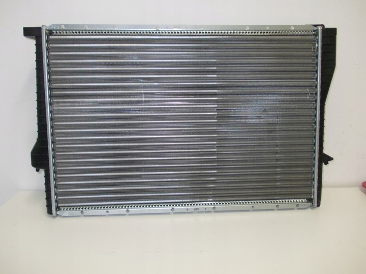 RADIATEUR BMW 5 E39 95-00 photo 8 - milautoparts-fr.ukrlive.com