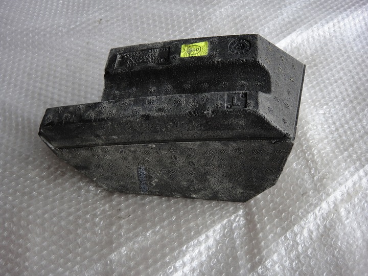 AUDI Q7 4M0 FOAM PLASTIC ASSEMBLY 4M0807329 photo 1 - milautoparts-fr.ukrlive.com