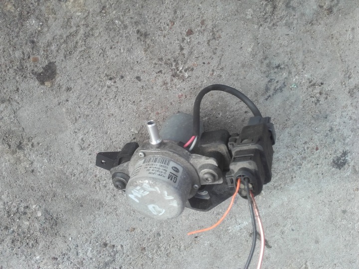 PUMP VACUUM MERIVA B 1.4 TURBO 13337744 OPEL photo 1 - milautoparts-fr.ukrlive.com