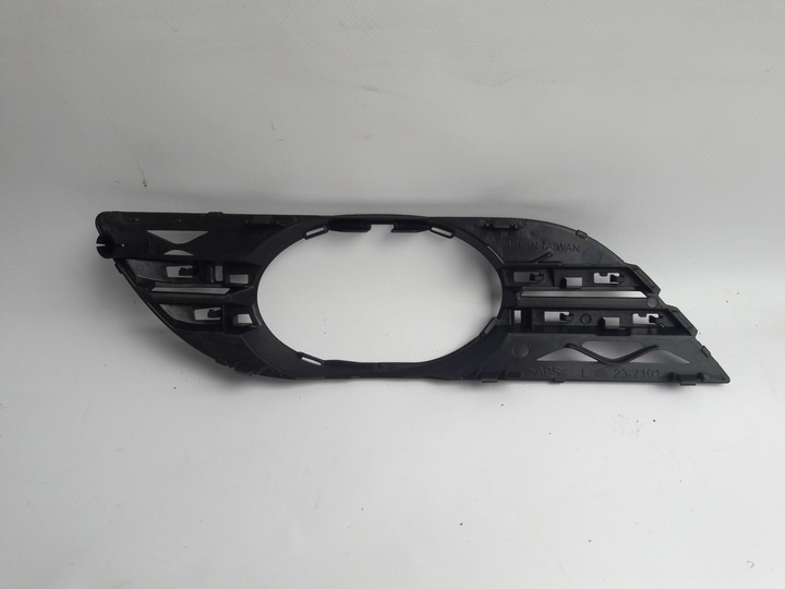 GRILLE CALANDRE DU RADIATEUR CARDE MERCEDES E KL W211 07-09 DROITE photo 2 - milautoparts-fr.ukrlive.com