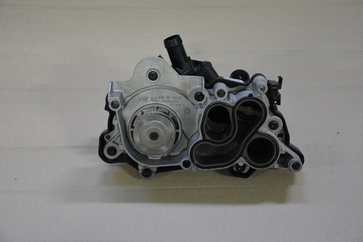 04E121042 04E121600 PUMP WATER VOLKSWAGEN 1.4 TSI photo 1 - milautoparts-fr.ukrlive.com