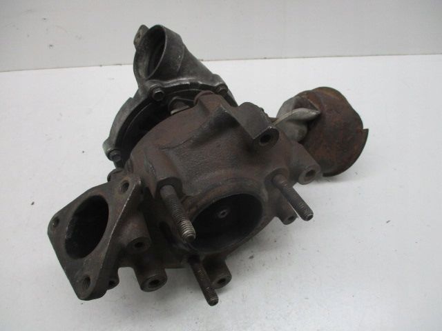 AUDI A8 D2 3.3 TDI TURBINE RIGHT 057145702G photo 2 - milautoparts-fr.ukrlive.com