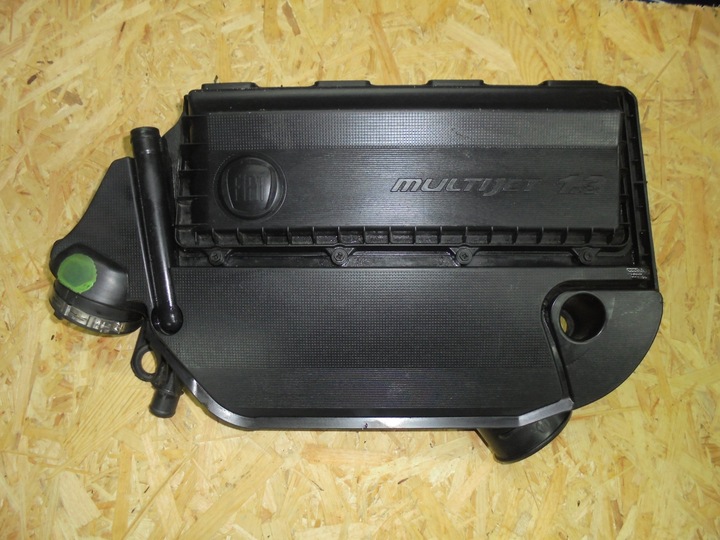 CORPS DE FILTRE D'AIR PUNTO IDEA DOBLO 1.3 MJ photo 1 - milautoparts-fr.ukrlive.com