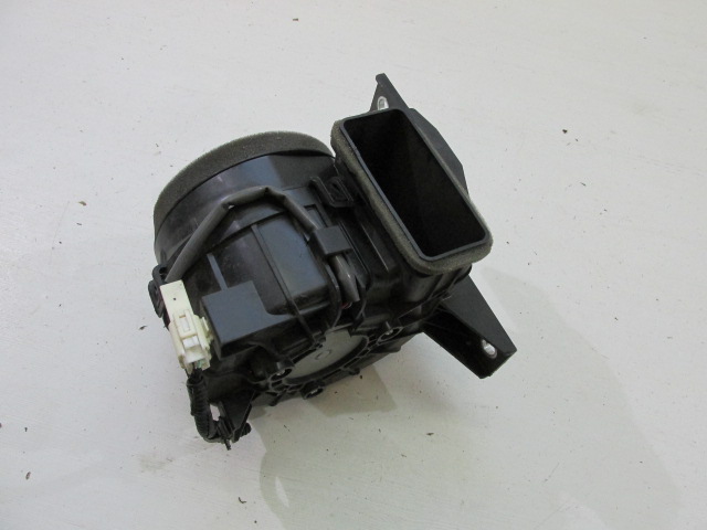 VENTILATEUR BATERII TOYOTA YARIS 3 photo 2 - milautoparts-fr.ukrlive.com