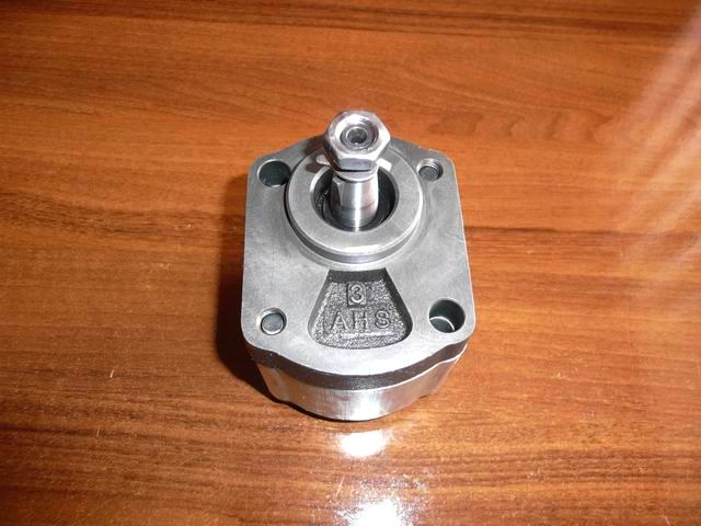 POMPE HYDRAULIQUE DEUTZ 6207A DX3.90F 10006 photo 2 - milautoparts-fr.ukrlive.com