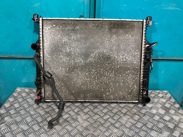 MERCEDES GL X164 W164 W251 RADIATOR WATER 3,2 CDI photo 1 - milautoparts-fr.ukrlive.com