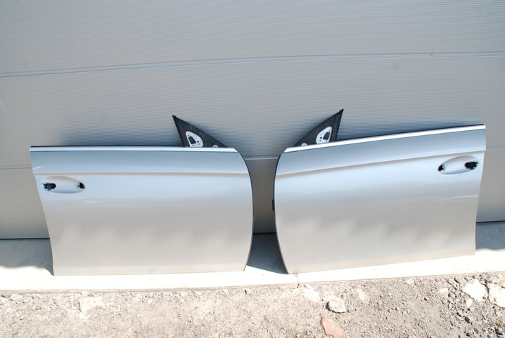 MERCEDES W219 CLS DOOR RIGHT FRONT C775 photo 1 - milautoparts-fr.ukrlive.com