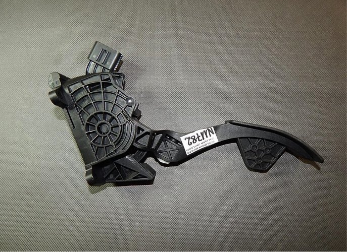 фото №1, Skoda fabia iii потенціометр газу 6c1723503b