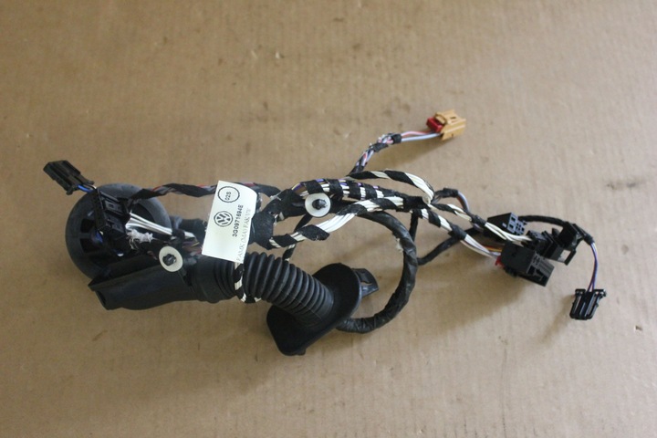 фото №1, Жгут дверь зад правые vw passat b8 3g0971164e