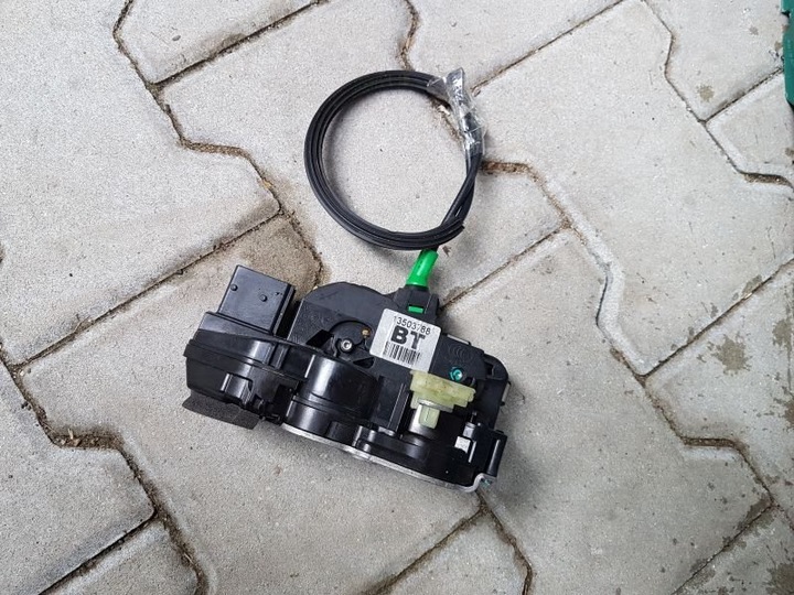 фото №1, Замок двері зад правий opel astra j iv 13503788 bt