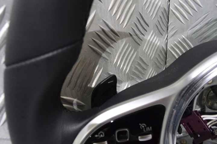 фото №5, Mercedes e w213 кермо шкіра jak нова k194