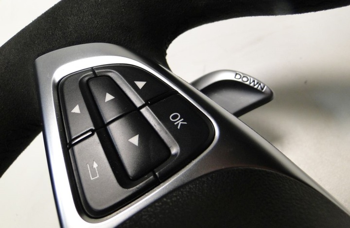 фото №10, Mercedes w212 218 x156 x166 руль 63 amg