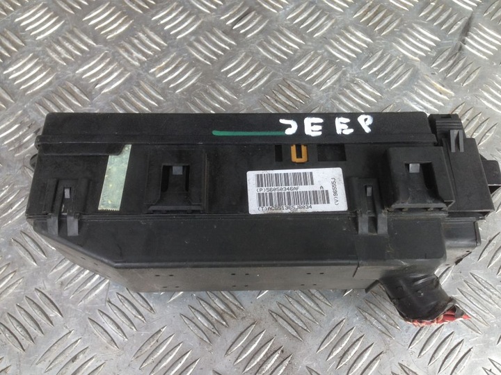 фото №1, Cherokee wk 3.0 crd коробка запобіжників модуль