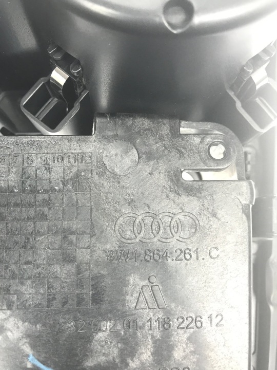 фото №8, Audi a4 a5 b9 панель середній 8w0862533
