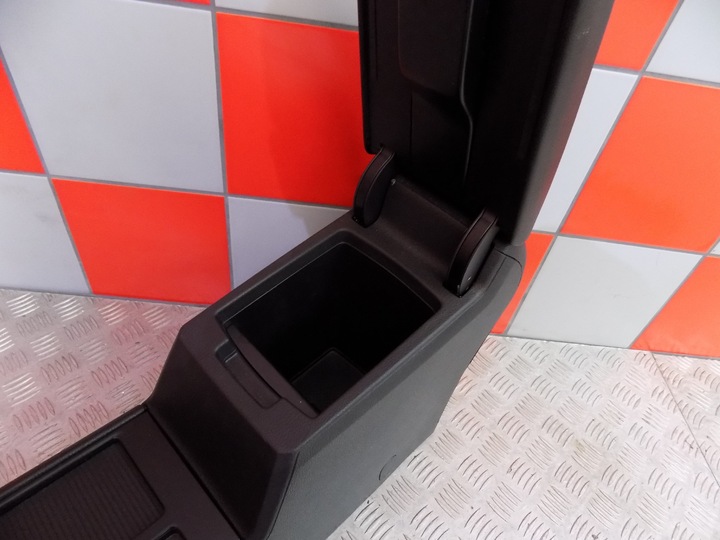 фото №7, Тунель середній підлокітник шкіра vw e-golf vii