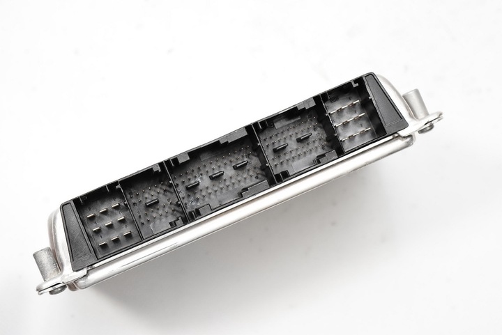 фото №3, Компьютер vw passat 2.5 tdi 3b0907401j 0281010147