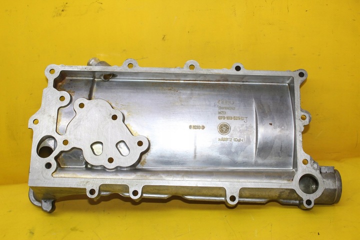 фото №7, Основа фільтра масла audi s4 b6 4.2 b 079103525cj