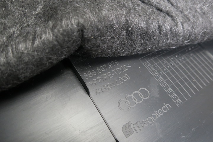 фото №9, Обивка крышки багажника audi tt 8s 8s8867979