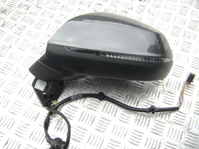 фото №1, Audi q7 4m - зеркало левая 12 контактов