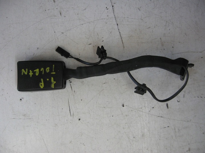 фото №1, Застібка ременя правого перед 1t2857756c touran i 1t