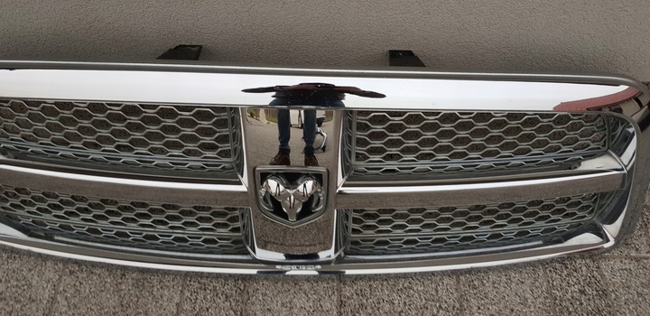 фото №4, Dodge ram решётка решётка радиатора бампер перед оригинал