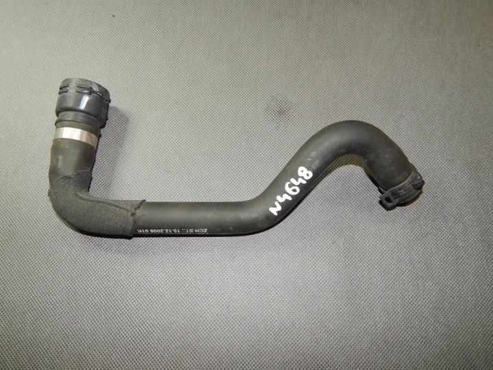 AUDI Q5 8R Tubazione d’acqua 8R0121049G