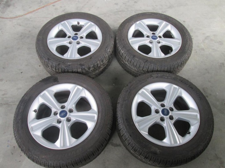 KOTAČI FELGE GUME FORD KUGA R17 14R