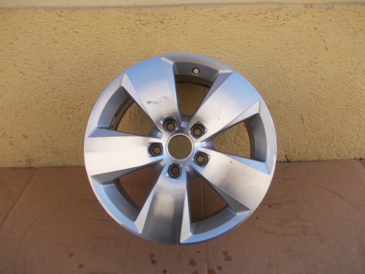 VW GOLF VII 5G0 6,5X16 ET46 5X112 CERCHIO DI ALLUMINIO