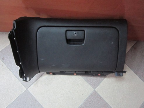 skříňka spolujezdce konzoli Chevrolet Orlando 2010r