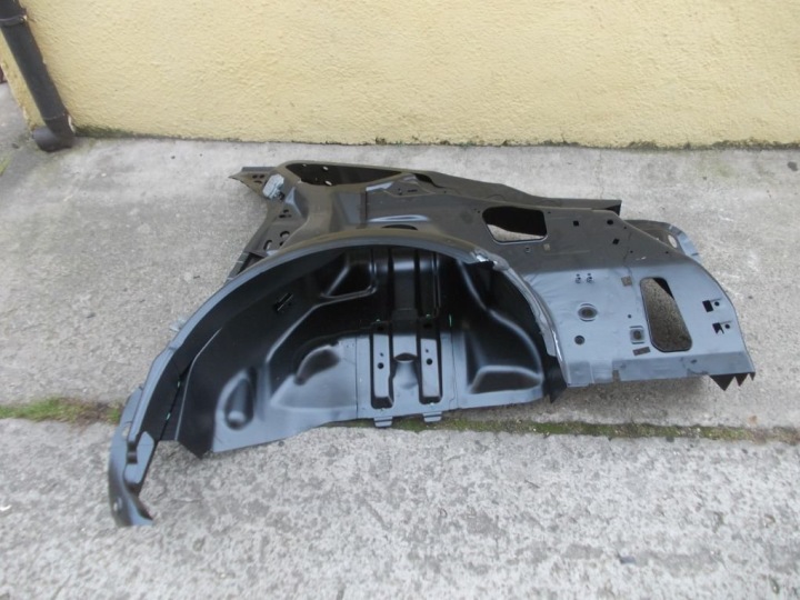 FORD MONDEO MK4 negyed erösített sárvédöt hátsó bal