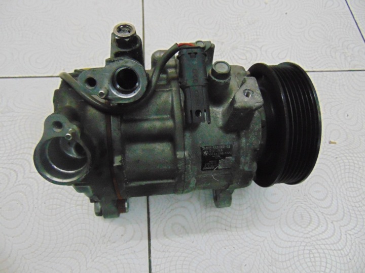 SPRĘŻARKA KLIMATYZACJI POMPA BMW F32 F33 F36 2.0D