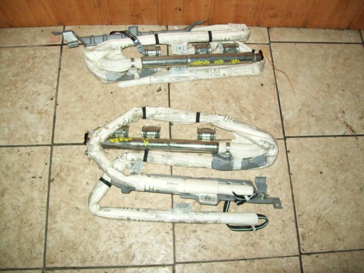 AIRBAG TOIT RIDEAU AIRBAG TOIT TOYOTA COROLLA VERSO 2008