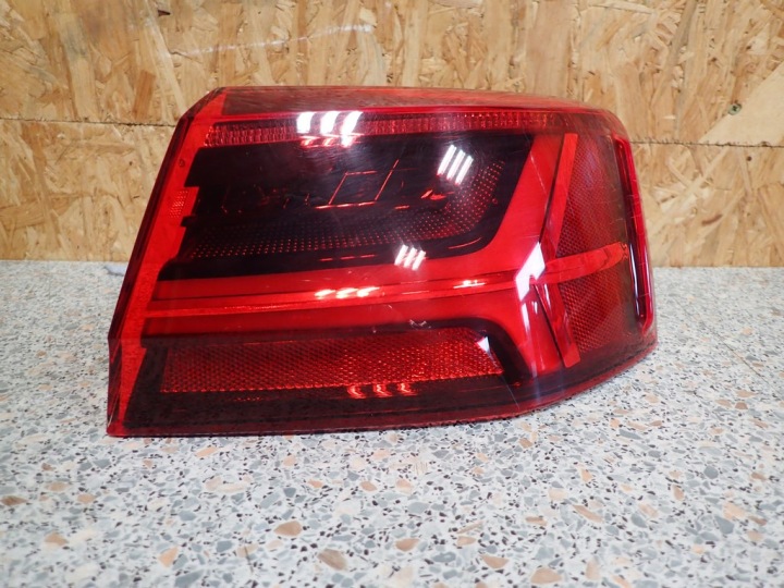 FAR DESNA STRAŽNJI DIO AUDI A6 C7 4G 4G5 SEDAN LED LIFT