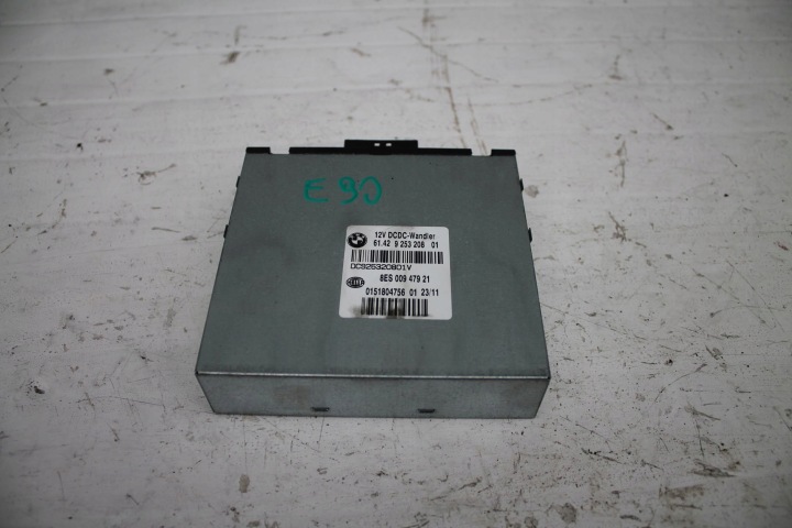 BEDIENTEIL DES MOTORS 8ES00947921 BMW E90 E91 318 320