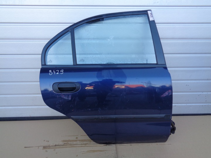 TÜR RECHTS HINTEN MITSUBISHI CARISMA 96-03 NR 8429