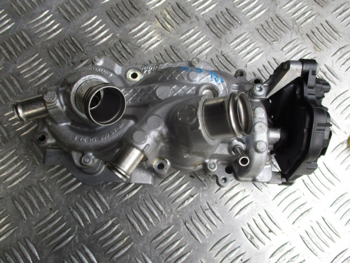 pompa ausiliaria acqua motore VW T-ROC 2GA