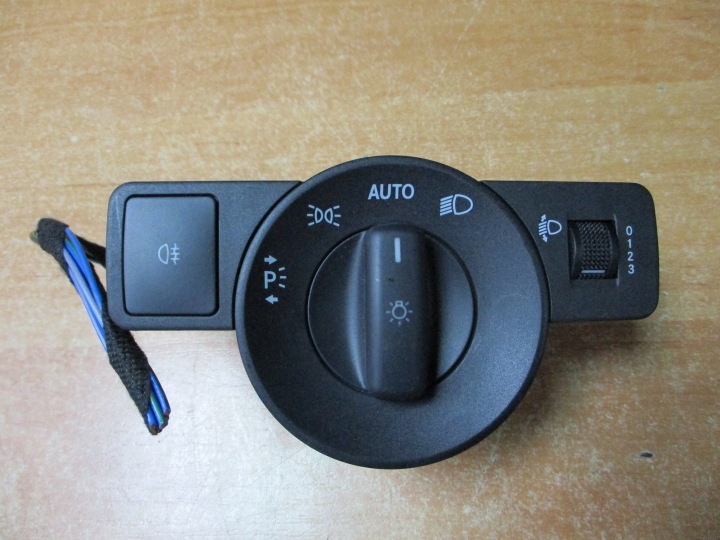 light switch Mercedes B-klasa a2469050851