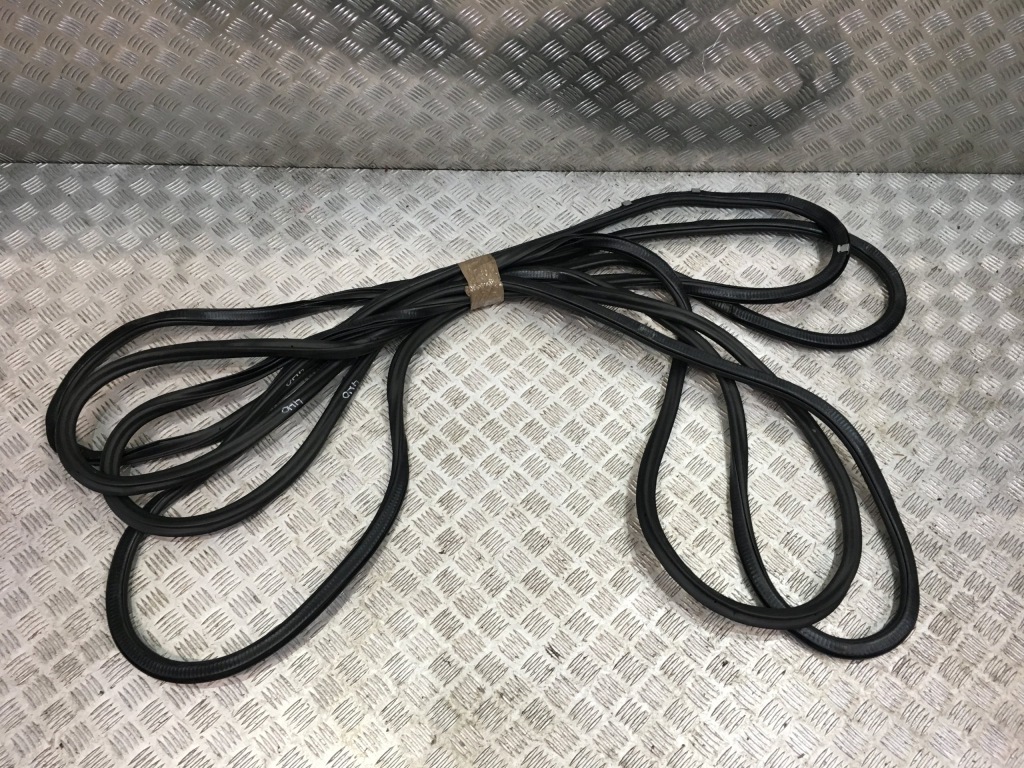 фото №1, Прокладка двері ліва права audi a8 d4 4h