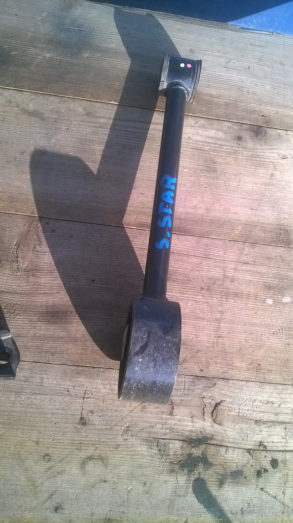 фото №1, Подушка двигателя mitsubishi space star 2013