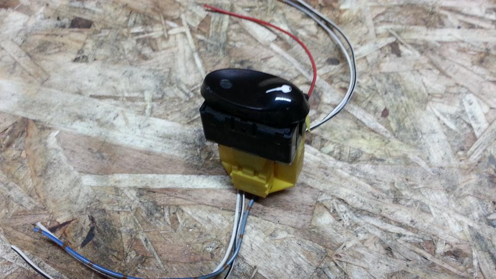 фото №1, Porsche 986 переключатель кнопка центрального замка