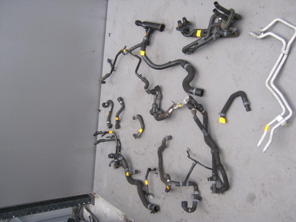 фото №1, Audi q5 трубка wąż шланг wody 8r0145919e