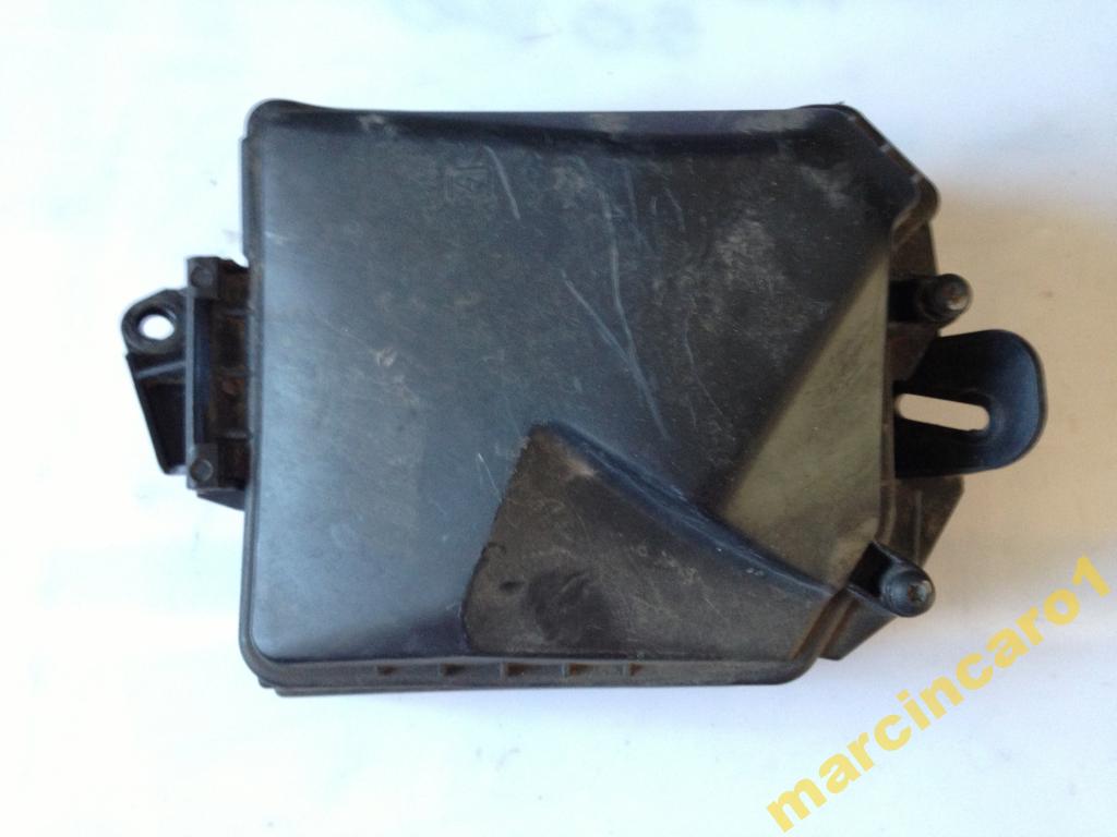 фото №1, Корпус предохранителей clio iii lift