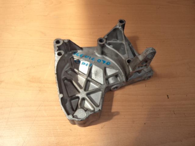 фото №1, Кронштейн двигателя renault scenic 1.5 dci